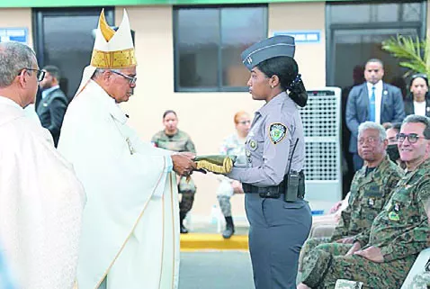 El arzobispo Ozoria ofició ayer una misa en el Cusep.