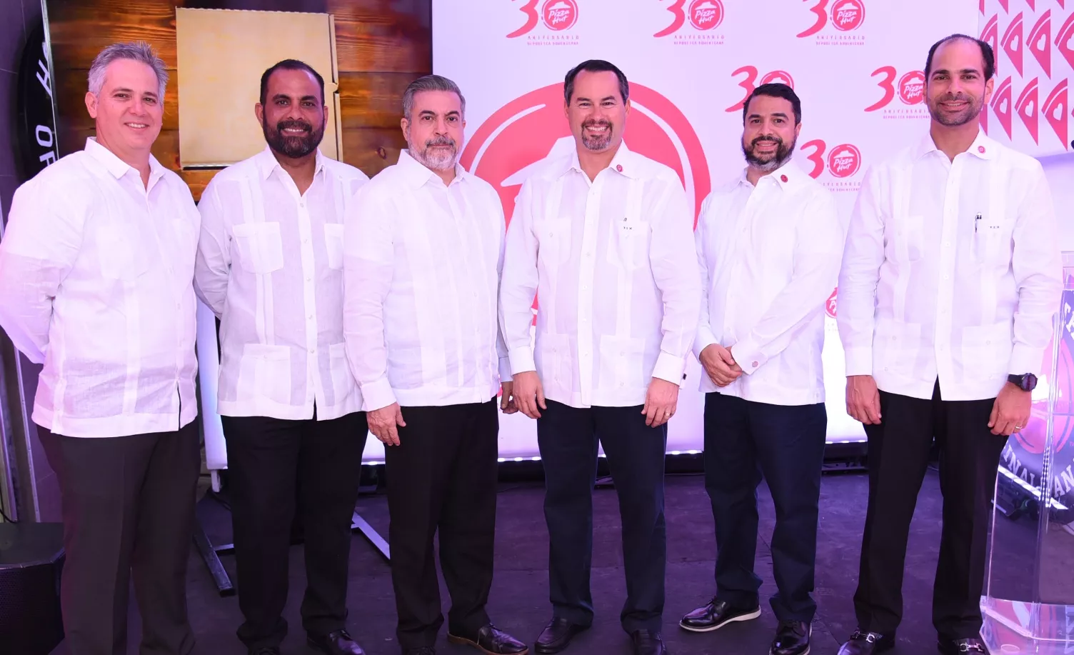 Mitchell Aguilera, Osiris Pimentel, Etienne Sánchez, Fred O. Imbert, Ariel Sánchez y Frank Elías Rainieri.