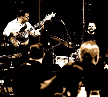La banda Eclectic Four tendrá su participación.