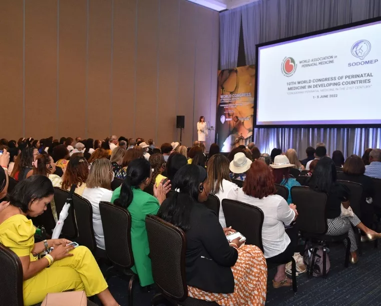 En el evento participaron reconocidos profesores.