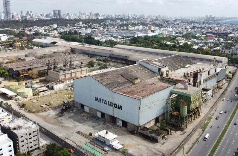 Vista  de las instalaciones de la antigua fábrica de acero.