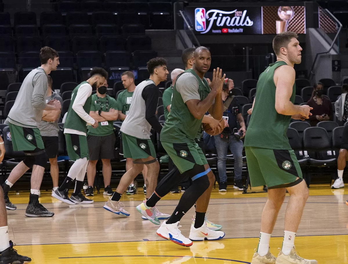 Boston Celtics at Golden State Warriors