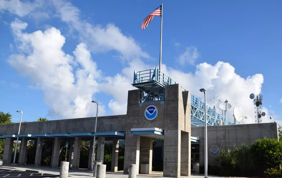 Centro Nacional de Huracanes de los Estados Unidos