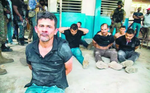 Los exmilitares colombianos están presos en  Puerto Príncipe.