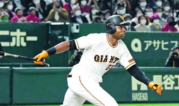Gregory Polanco cursa una gran temporada con los   Gigantes de Yomiuri.   fuente externa