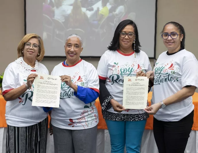 Raquel Rivera, Guadalupe Valdez, Ana Vásquez y Elena Pérez.