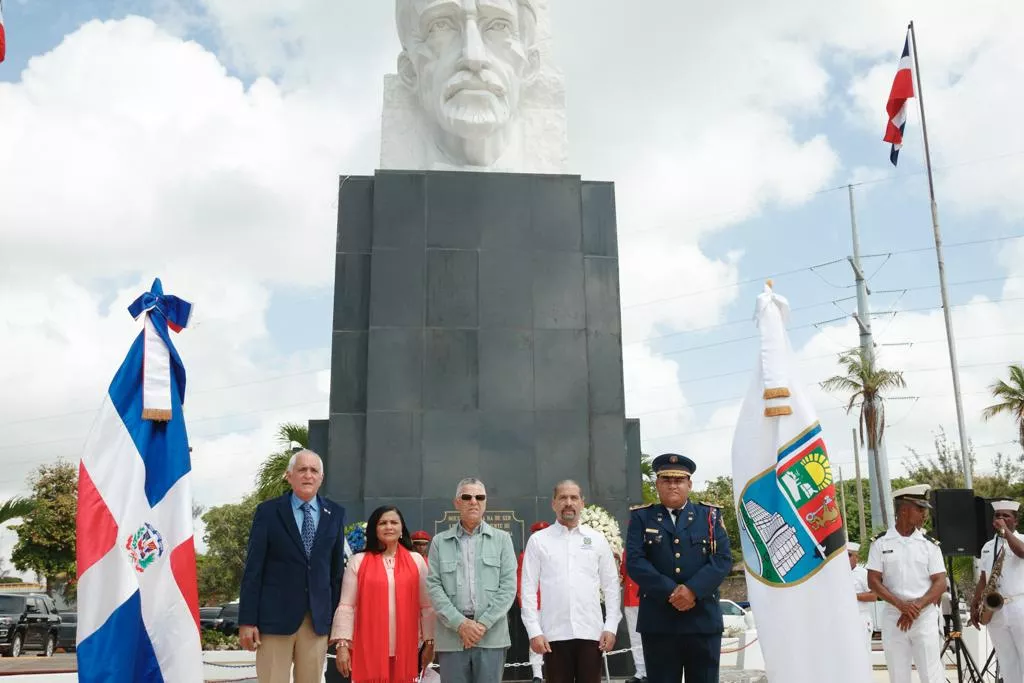 plaza 03