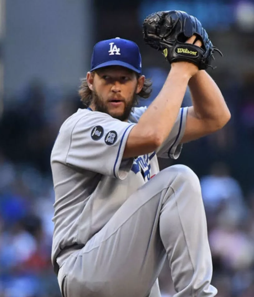 silueta Clayton Kershaw’s,p01