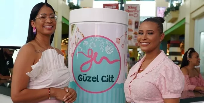 Angela González y Jasmeily Rondón.