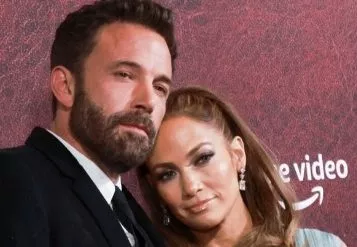La pareja está en Italia en la villa del actor.