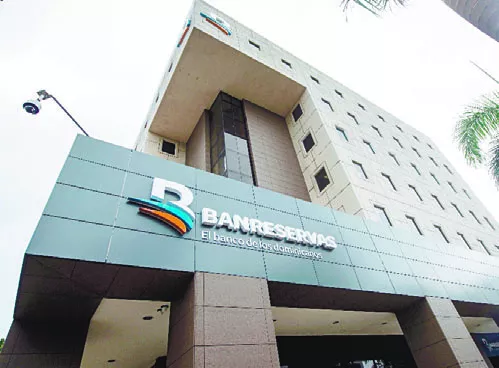 Mejor Banco para Pequeñas y Medianas Empresas en la región del Caribe.
