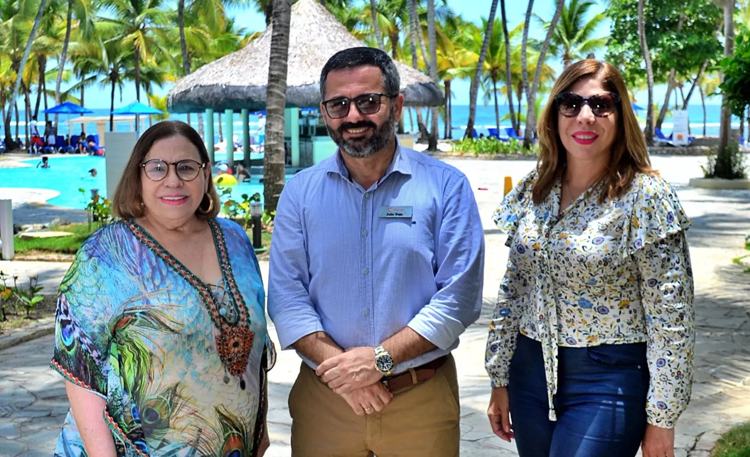 Mirna Pimentel, Julio Vega y Jacquelyn Nivar.