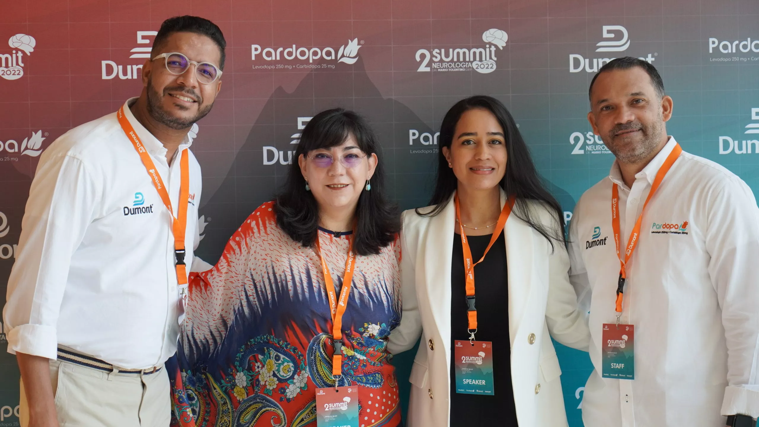 3. Vladimir De Oleo, Dra. Mayela Rodríguez, Dra. Rossy Cruz, Edward Rivera (izq.-der)