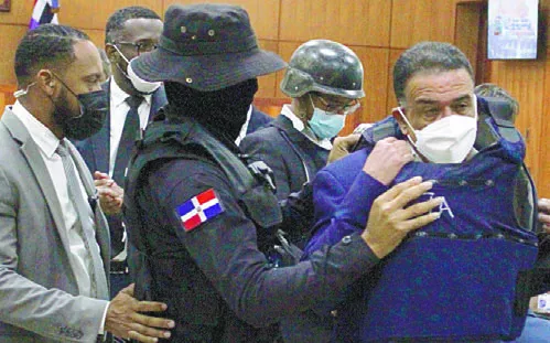 Alexis Medina Sánchez y compartes  caso Pulpo.