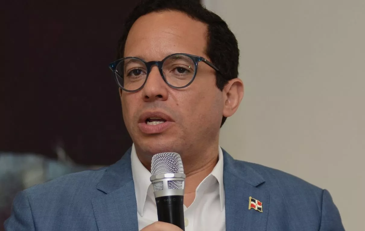 Sigmund Freund  destacó que   mayoría de iniciativas llegan del sector privado.  josrge gonzález