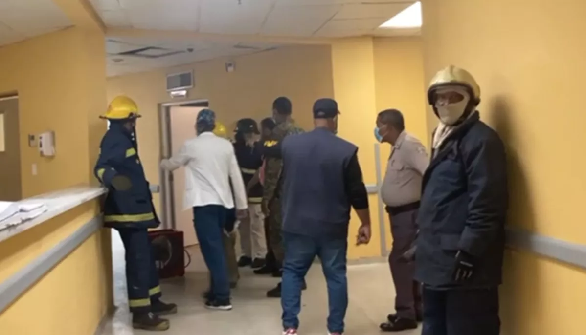 Autoridades del Darío Contreras pidieron disculpas a los usuarios por inconvenientes .