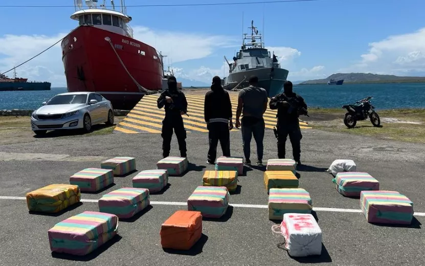 Dos personas fueron detenidas  durante el operativo.