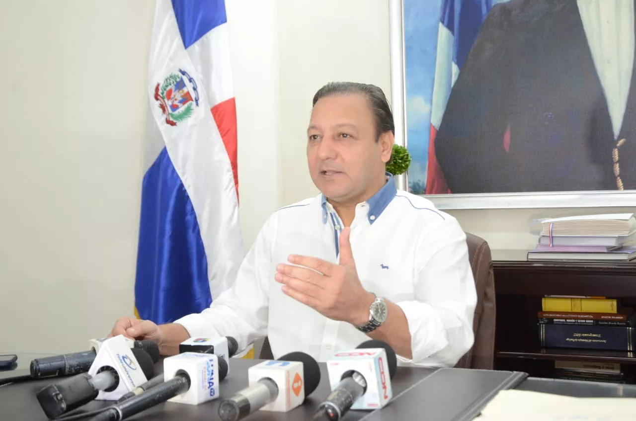 Abel Martinez ofrece declaraciones a la prensa