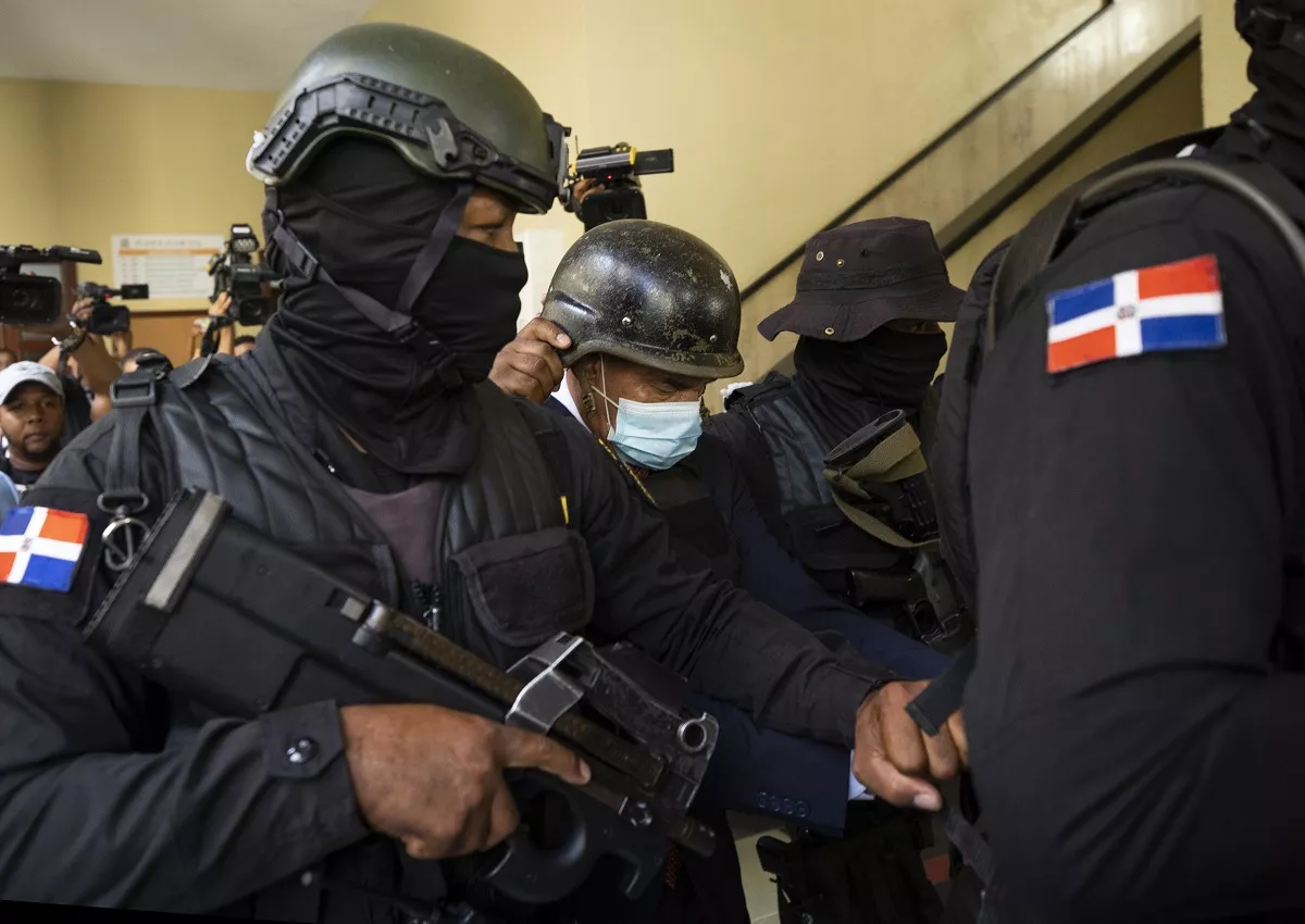 Aplazan coerción contra oficial de la Armada dominicana por matar a un civil