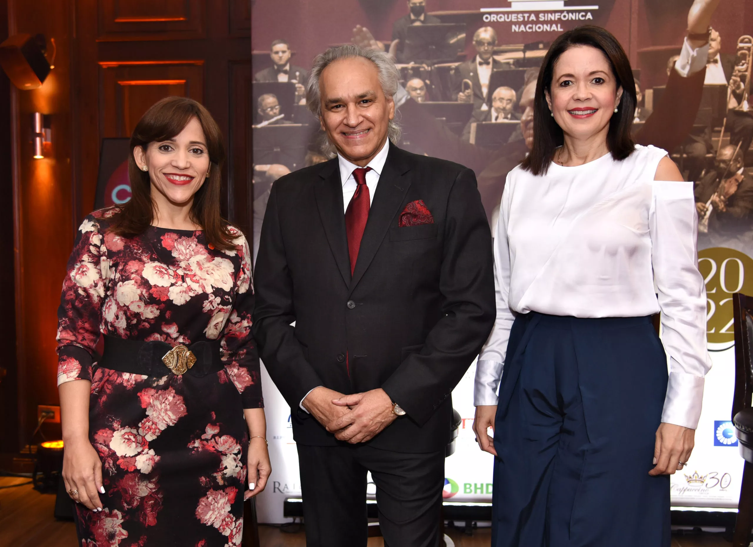 Principal. Tammy Vásquez, José Antonio Molina y Gerty Valerio.