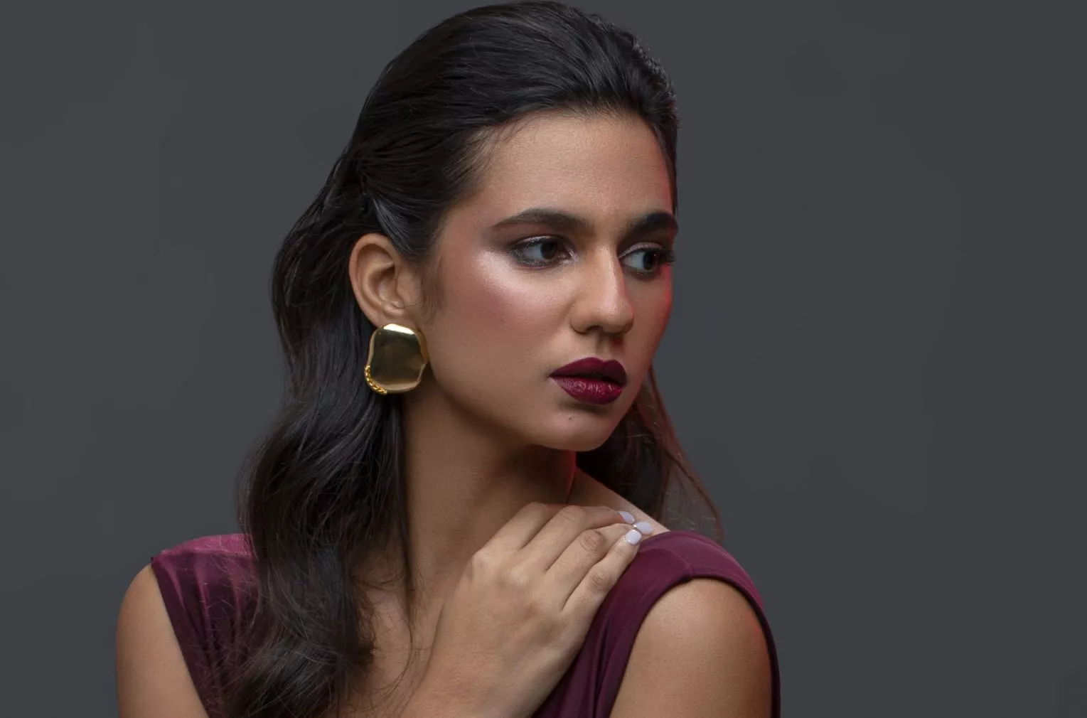 Camila Issa trinfa desde el exterior.