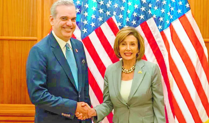 Encuentro de Abinader y Pelosi se realizó ayer en el Capitolio. FUENTE EXTERNA
