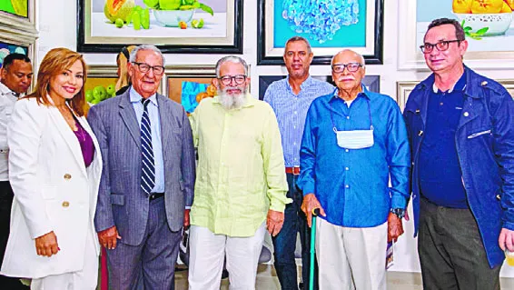 Katy Guzmán, César Sandino, Enrique Guzmán, Máximo Rosario  Juan Gómez y Domingo Pérez Bourdier.