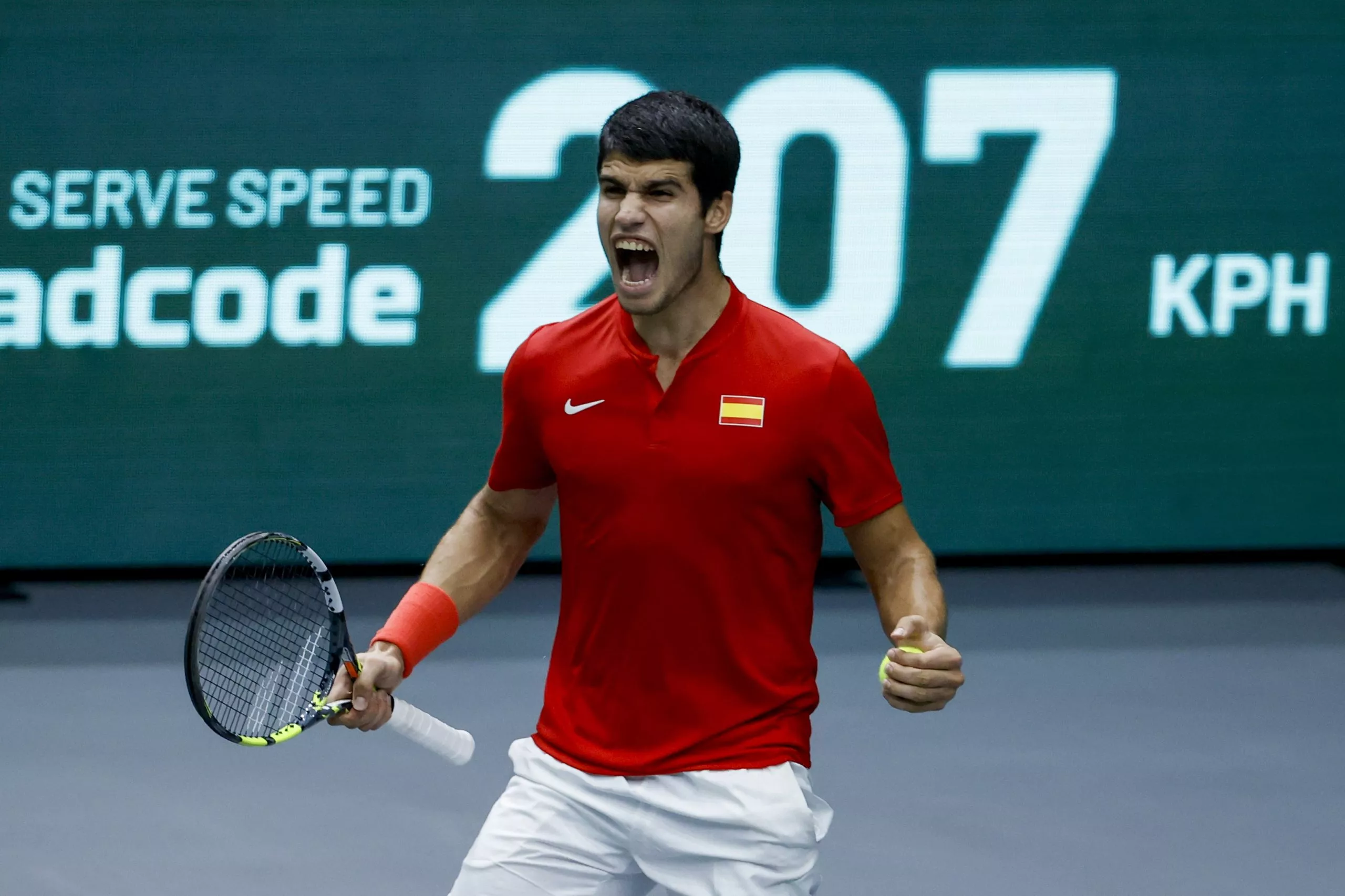 El equipo español, con Carlos Alcaraz al frente, se juega ante Corea del Sur el pase a la fase final de la Copa Davis