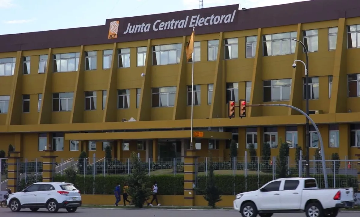 La Junta Central Electoral trabaja en montaje elecciones de 2024.