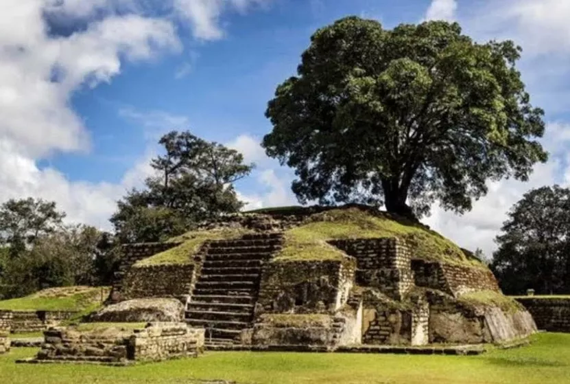 Iximché,  uno de los lugares arqueológicos mayas.