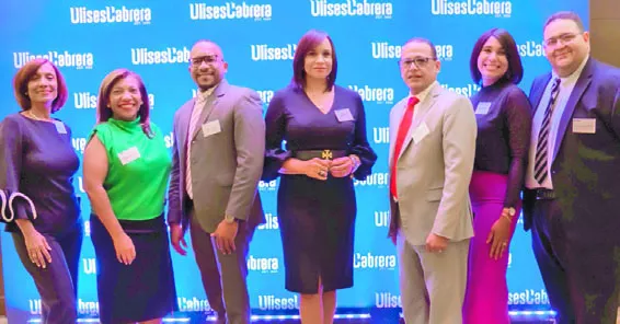 Desirée Paulino, Mayrena Norberto, Hitler Starlin, Iris Pérez, Gerson González, Dolfi Fabián y Luis Calderón.