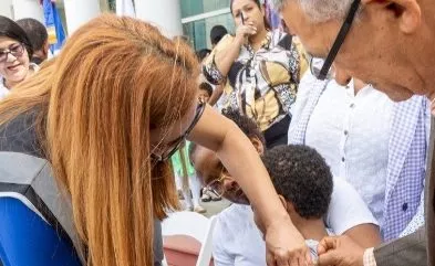 La vacunación es importante para evitar la enfermedad. Fuente externa