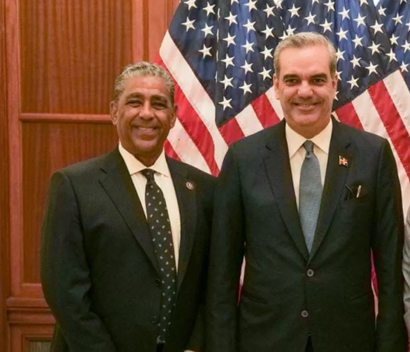 Abinader y Adriano Espaillat
