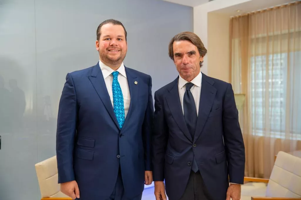 José María Aznar y el diputado Orlando Jorge Villegas