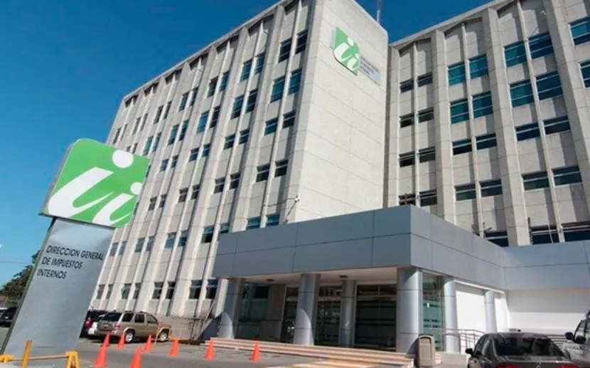 Impuesto al combustible aumentó RD$1,437.8 millones.