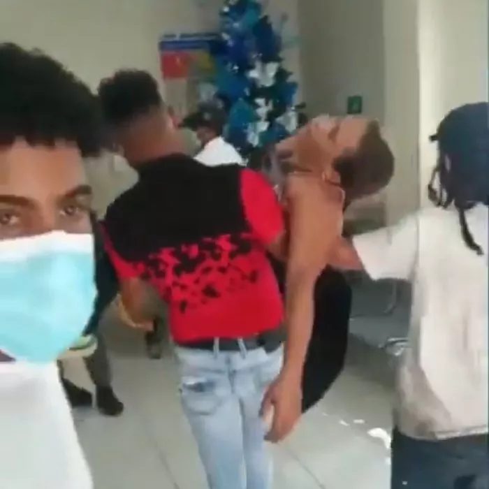 Estudiantes, profesores y personal administrativo se intoxican en Polo