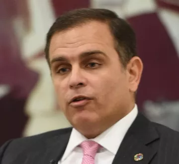 Jochi Vicente, ministro de Hacienda.