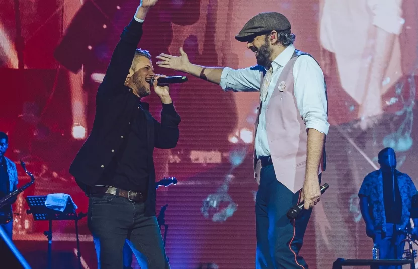 Vicente García y Juan Luis Guerra en Colombia.