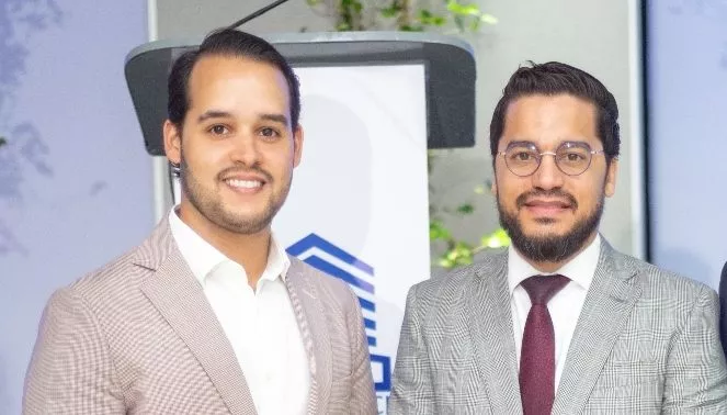 Alejandro Fondeur y Raúl Ovalle Marte.