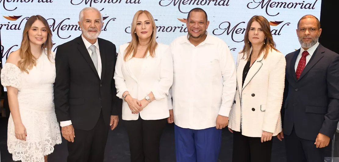 Patricia Termine, Yoanna Termini, Carlos Termini Bellone y Jacqueline Santelises de Termini.
