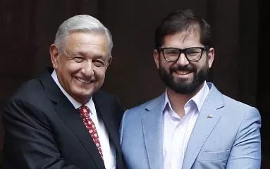 López Obrador recibe a Boric en el Palacio Nacional de México