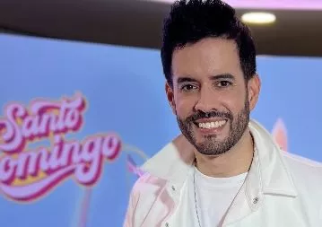 El cantante Manny Cruz se estrena como escritor.