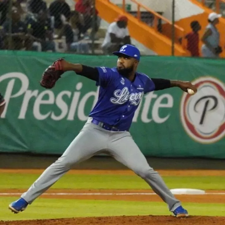 Elniery-Garcia_1.11.22_.-juego-sin-hit-ni-carrera-a-Toros-728×728