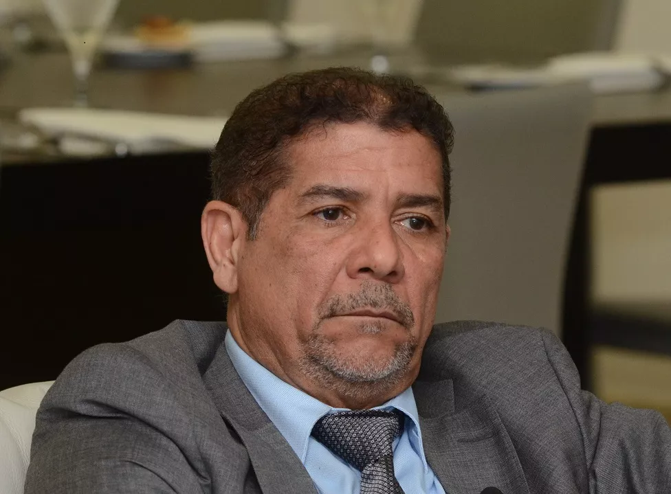 Ministro de Agricultura, Limber Cruz