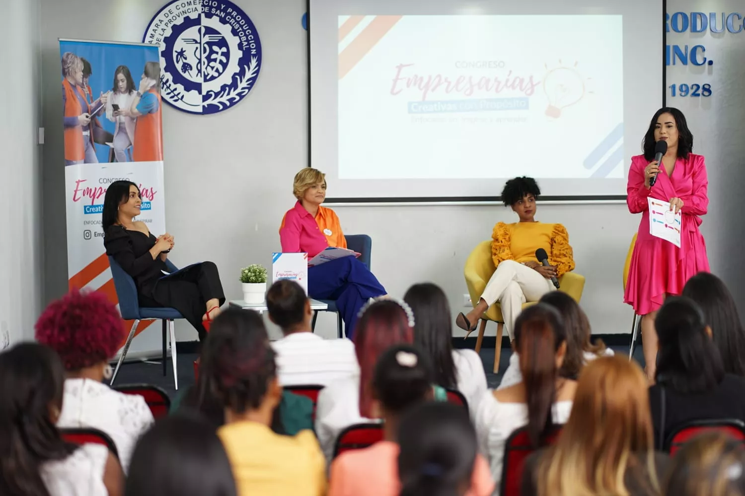 María Isabel Montero, Mayuri Hidalgo, Sardis Martínez y Laura Montero
