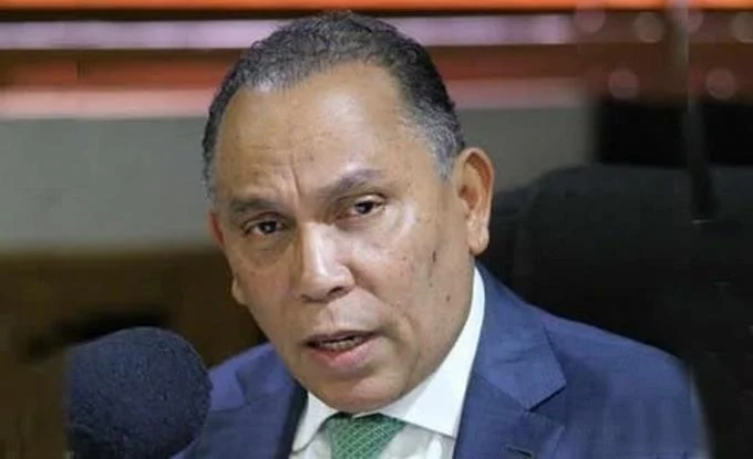 radhames-jimenez-dice-delincuencia-arrodilla-autoridades