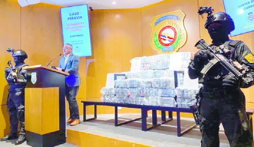 El alijo fue presentado ayer en la sede del organismo.