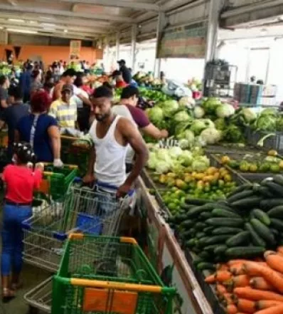 Gobierno aplicó 10 medidas para aliviar  alza de precios.