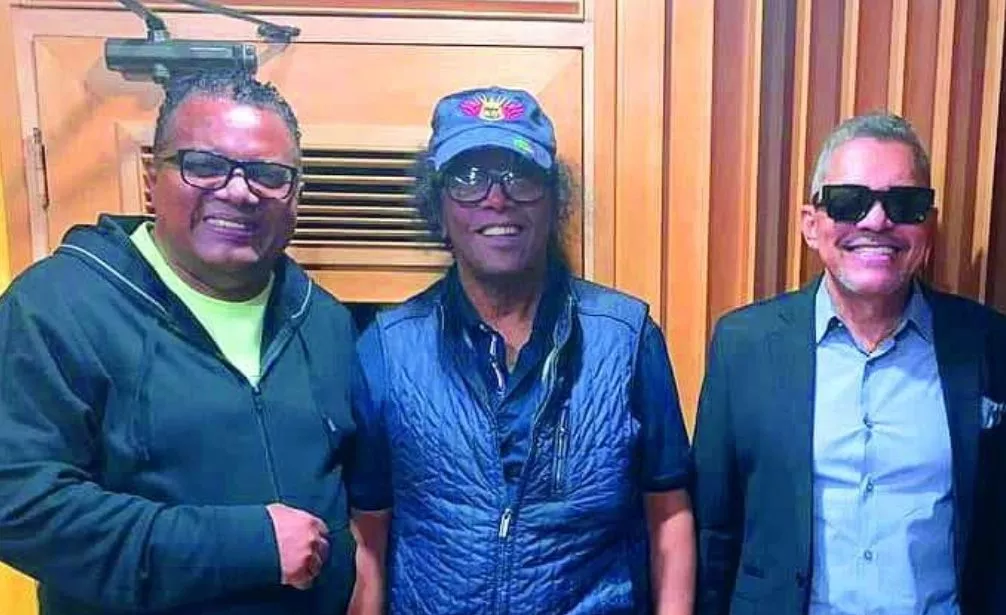Pachy Familia, Segio Vargas y Rafa Rosario participaron en el disco.