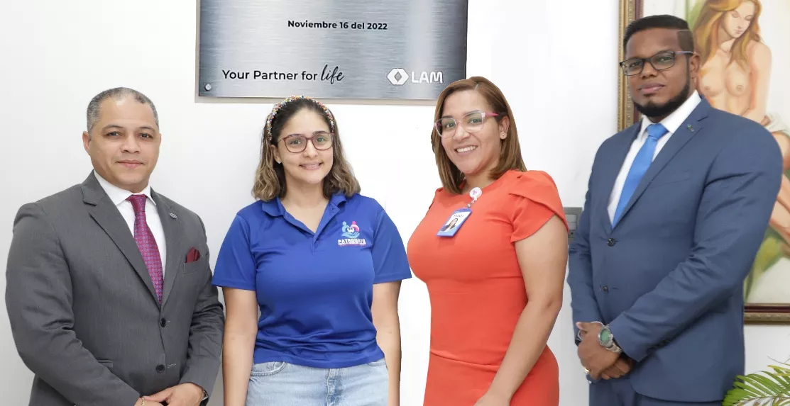 Anubis Cáceres, Ericka Santos, Altagracia E. Antonio  y Juan Carlos Castro.